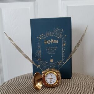 Harry Potter Golden Snitch Clock